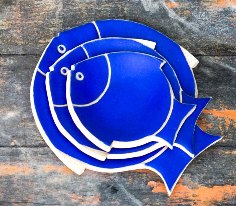 SET OF THREE COBALT FISH